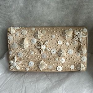 Gorgeous pearl sea beach ocean shell  clutch statement purse silk satin clutch